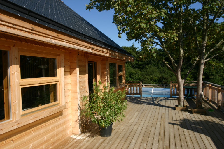 Contemporary_Log_House_Bio_Ecologics_5.jpg