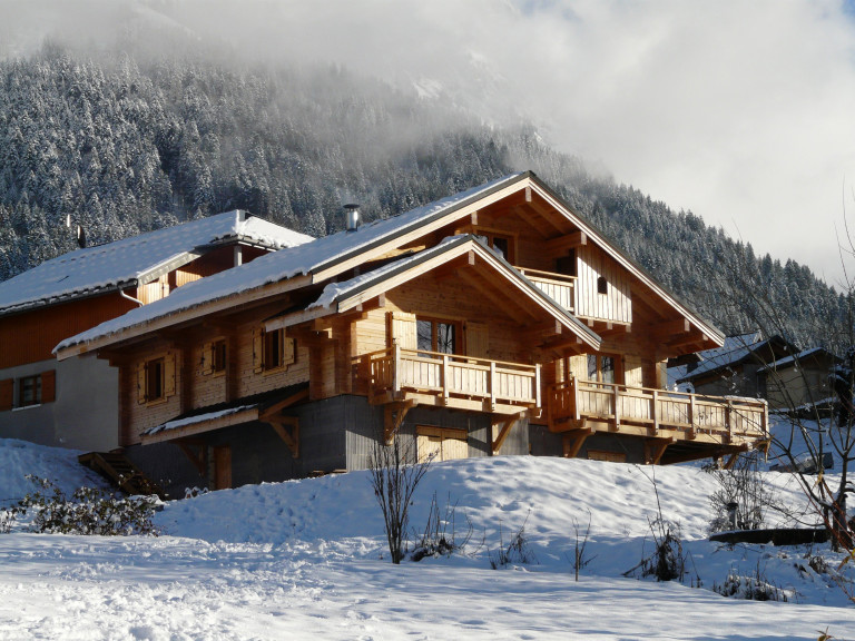 Log_House_France_Lake_Annecy_29.jpg